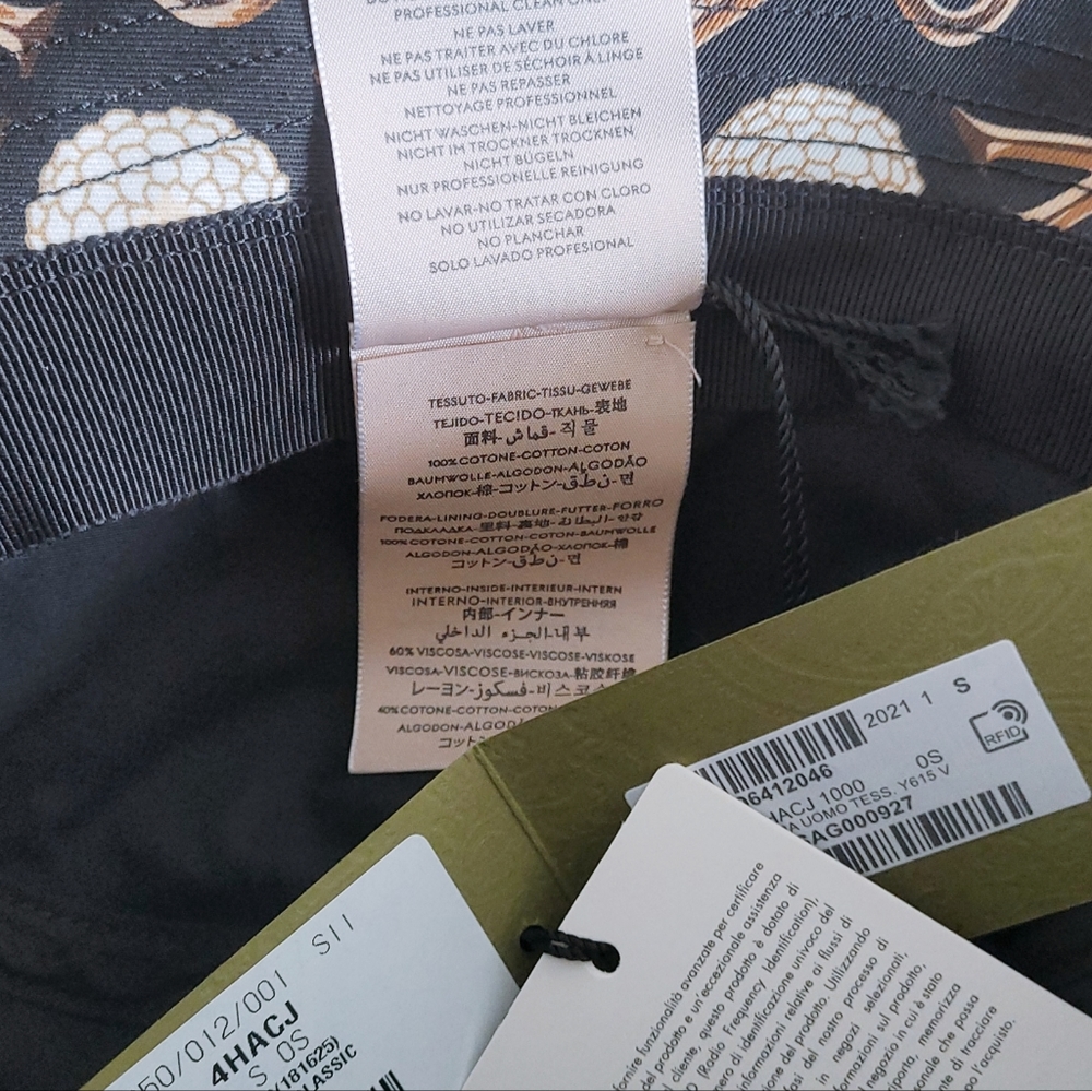 Authentic Gucci Ken Scott print monogram Canvas bucket hat in black - Picture 5 of 13
